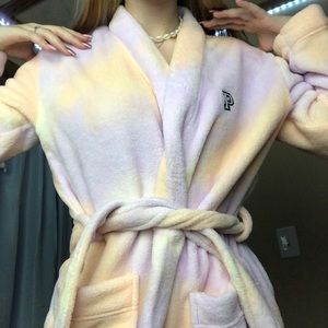 victories secret pink robe